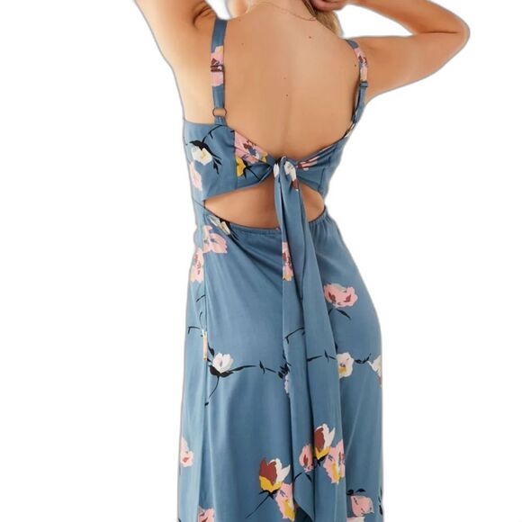 Urban Outfitters Layla Straight-Neck Tie-Back Midi Dress. Size Medium - Picture 2 of 11